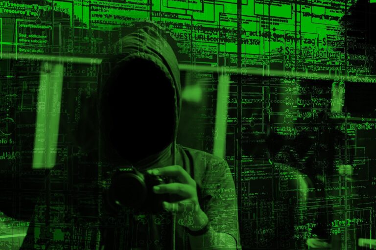 Kaip naujienų portalai formuoja visuomenės nuomonę: algoritmai, redakciniai sprendimai ir skaitytojų manipuliacija