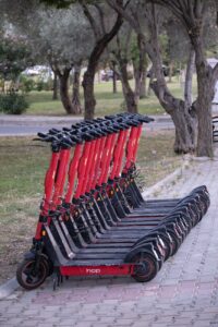 Kaip pailginti elektrinio paspirtuko tarnavimo laiką: dažniausios gedimų priežastys ir kada kreiptis į meistrą Vilniuje